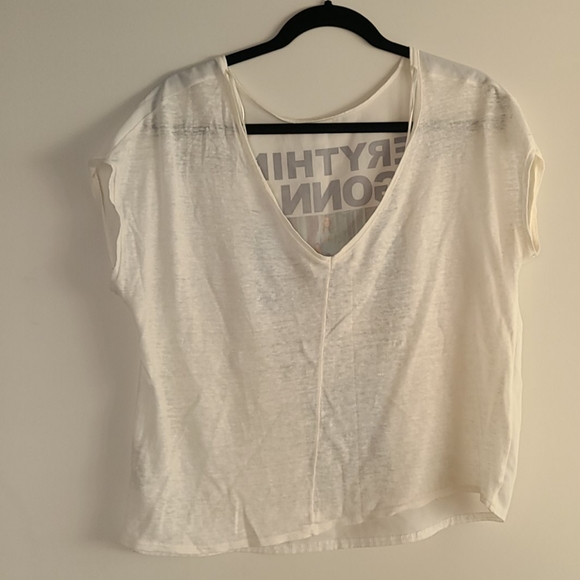 T-shirt - Picture 2 of 2